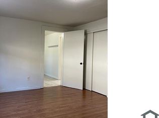 3242 Davis St, Oakland, CA