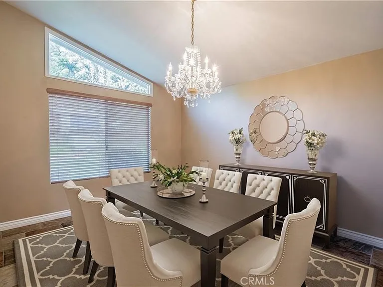 22840 Sparrowdell Dr — Photo 9