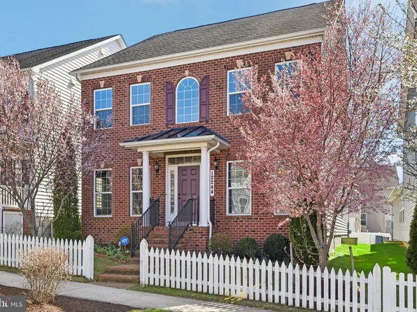 12244 Bluffwood Ter, Clarksburg, MD 20871