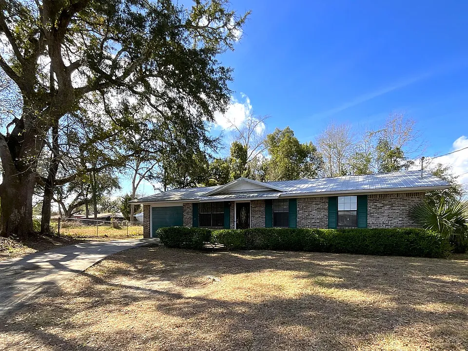 4229 Village Ct