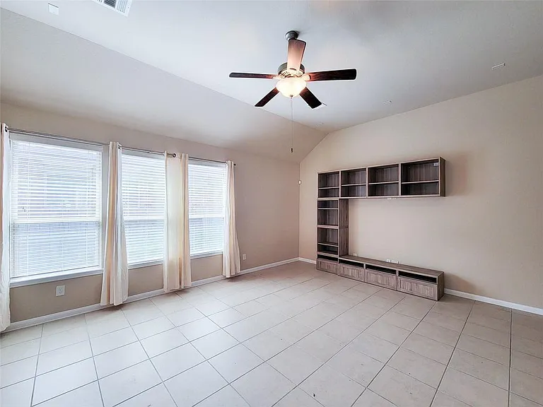 9718 Justin Ridge Ln — Photo 19