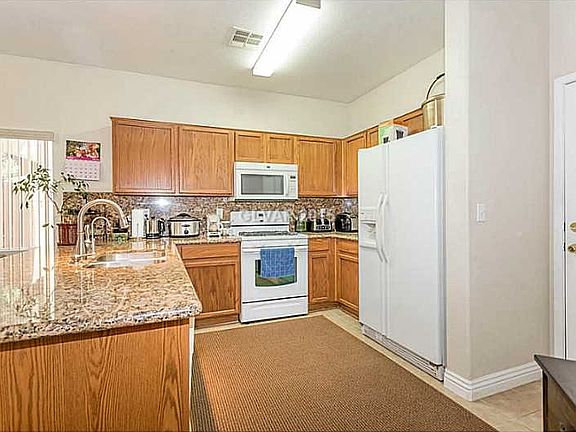 4th image of 5981 Indian Sunset St