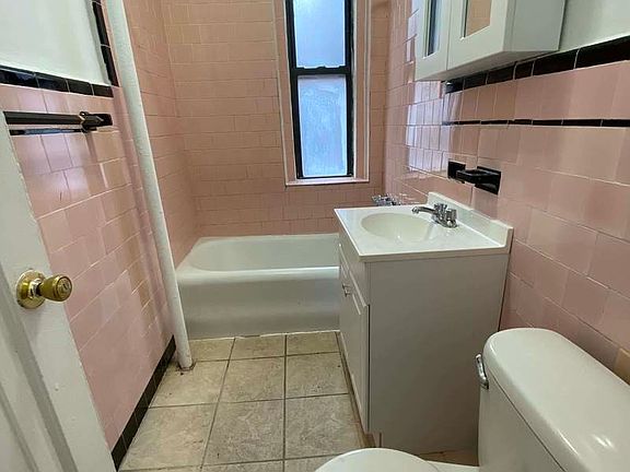 5th image of 37-21 80th St #4CC
