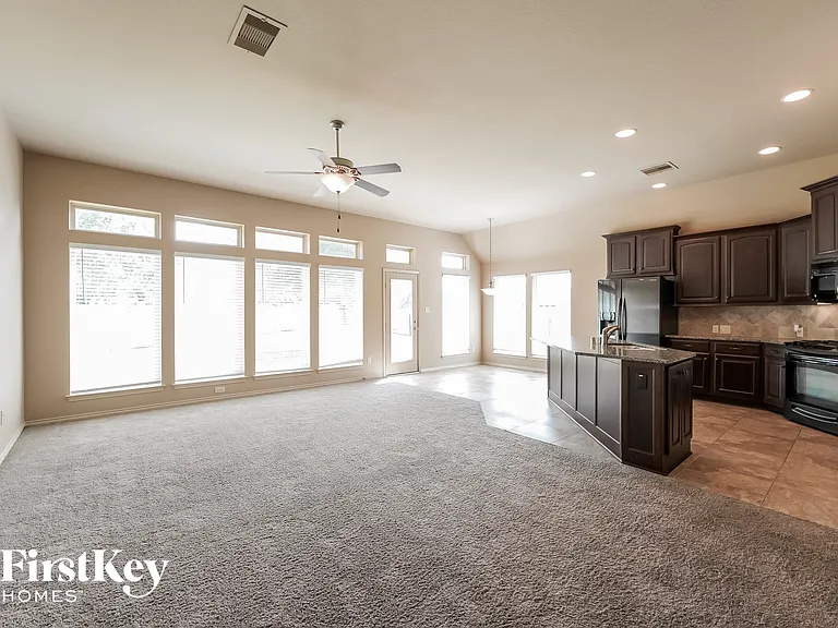 4203 Driftwood Bend Ct — Photo 2