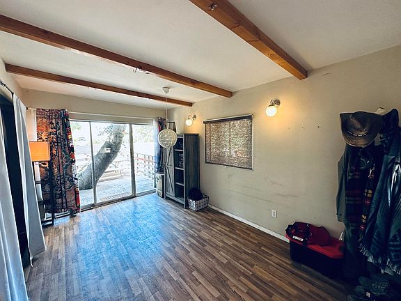 3rd image of 16008 Calle El Capitan