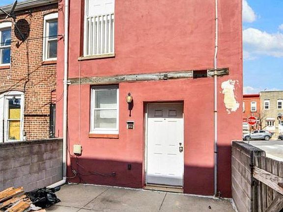 2nd image of 3209 E Lombard St