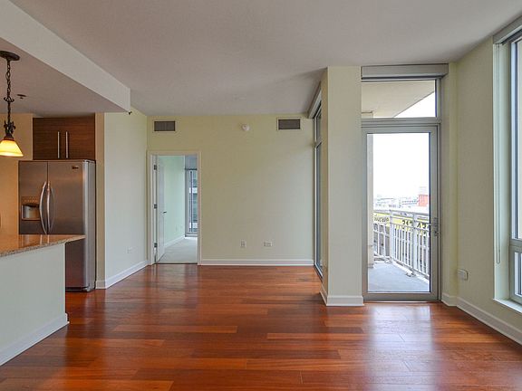 4th image of 1400 S Michigan Ave APT 1109