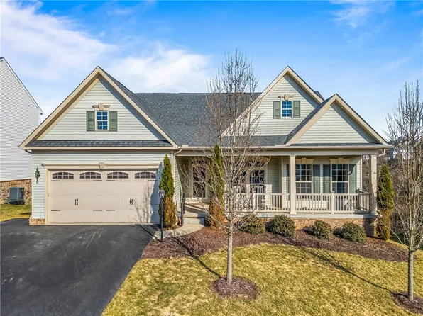 4031 Weatherburn Dr, Valencia, PA 16059