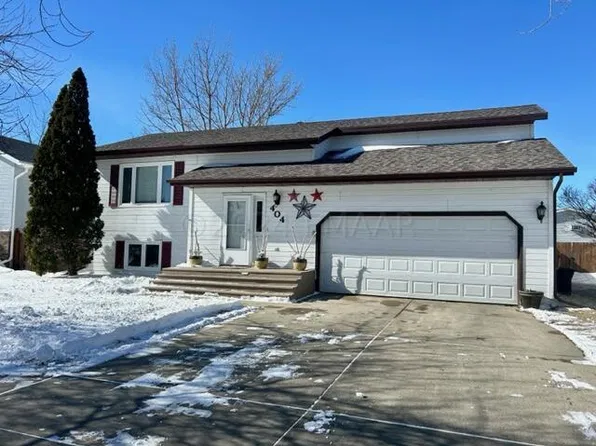 404 19th St E, West Fargo, ND 58078