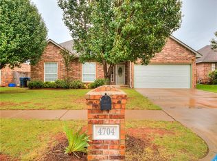 4704 Jay Matt Dr, Yukon, OK 73099