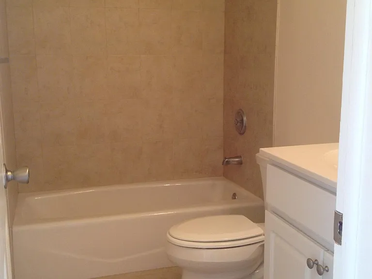 Soundview Apartments — Photo 13
