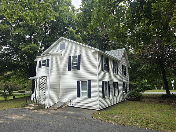 3rd image of 289 Pelham Rd #2