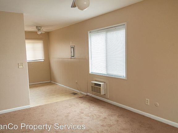3rd image of 3905 Brumbaugh Blvd
