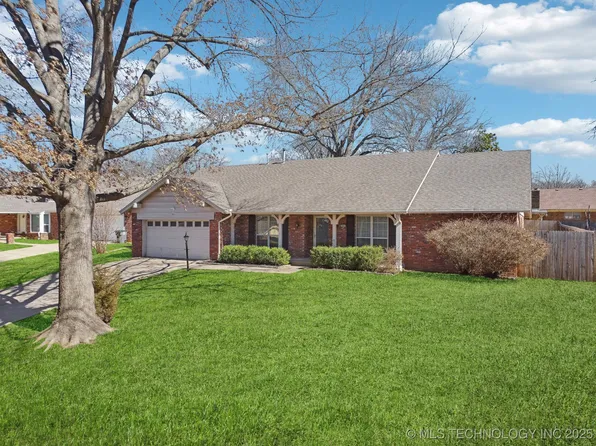 7825 S College Ave, Tulsa, OK 74136