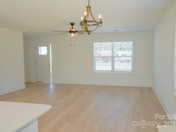 816 Fairview St #A, Kannapolis, NC 28083