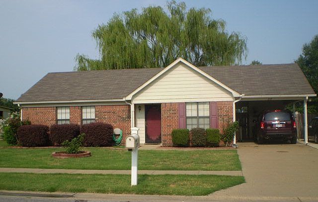 1st image of 207 Countryhill Dr
