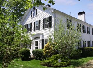 82 N Water St, Edgartown, MA 02539