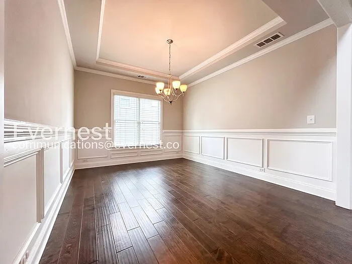 1643 Fairview Dr — Photo 8