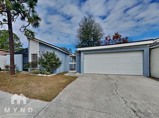 1960 Gregory Dr, Tampa, FL 33613