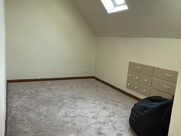 903 Logan Ave — Photo 6