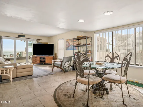 622 Newhaven Ct, Saint Helena Island, SC 29920