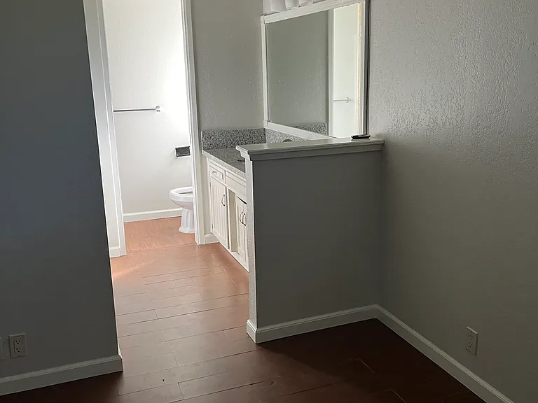 2727 S Jacob St — Photo 14