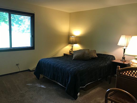 5th image of 4905 W Oakwood Dr APT D