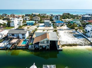 607 Magnolia Dr, Destin, FL 32541