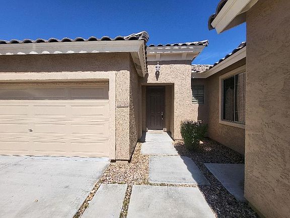 3rd image of 12640 W Blackstone Ln
