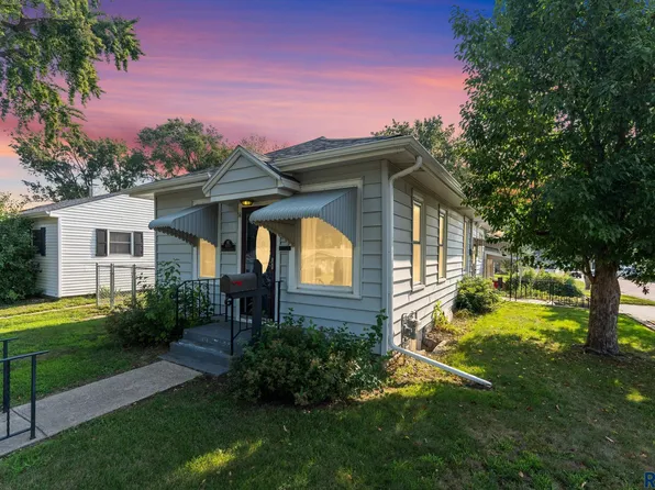 400 N Lewis Ave, Sioux Falls, SD 57103