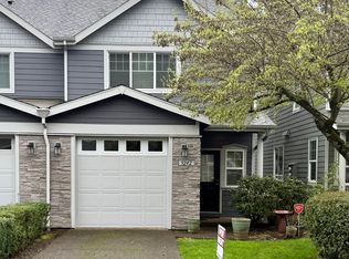 9242 SW Sweek Dr, Tualatin, OR 97062