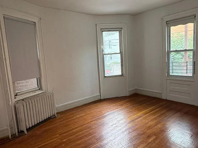 1859 Matthews Ave #1 — Photo 9