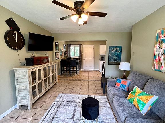 4th image of 9233 Harold Dr