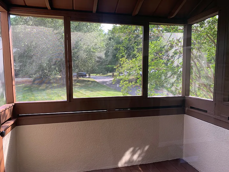 Screened Balcony