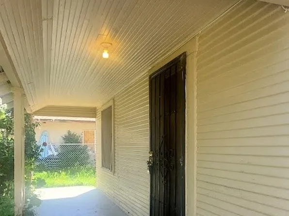 148 S Jackson Ave, Fresno, CA 93702