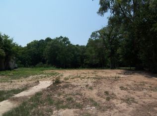 202 George Ihlo Dr, Center, TX 75935