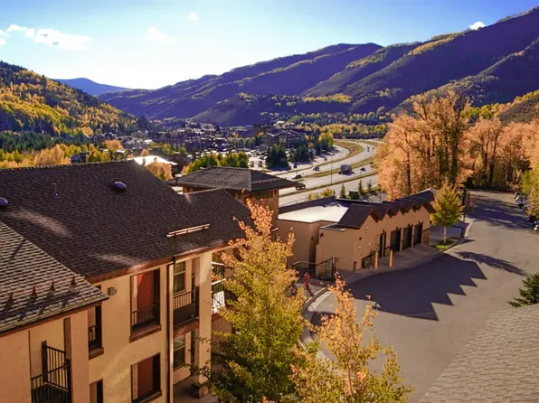 Middle Creek Village