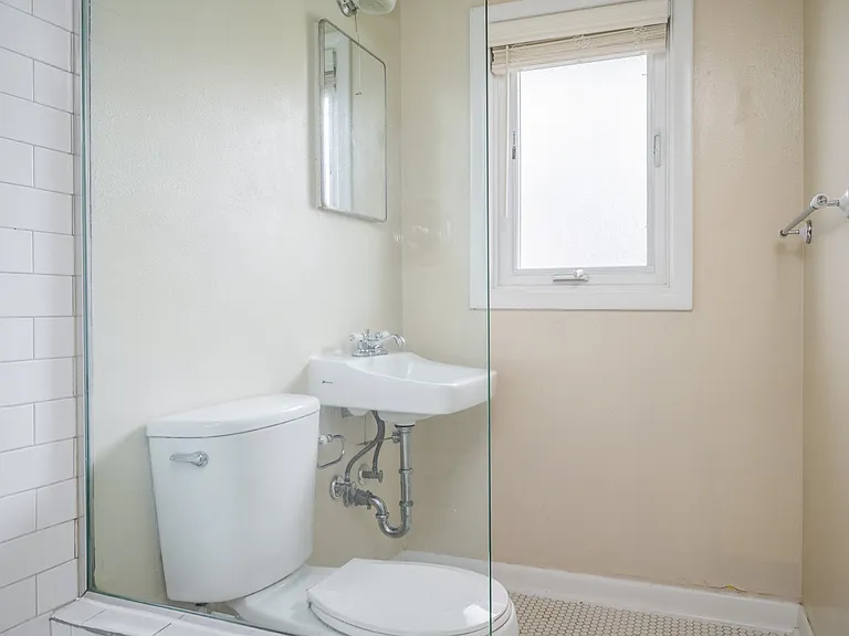 Clinton Court| Bathroom with Standing Shower