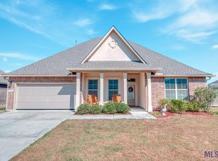 14013 Oakwilde Dr, Denham Springs, LA 70706