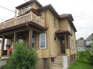 25 S Rural St, Hartford, WI 53027