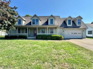 6180 Arnies Dr, Nashport, OH 43830