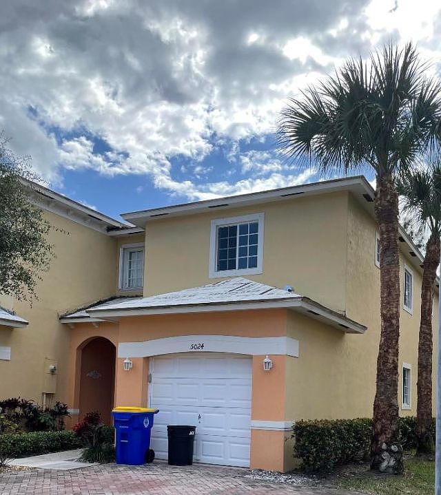 1st image of 5024 SE Mariner Garden Cir