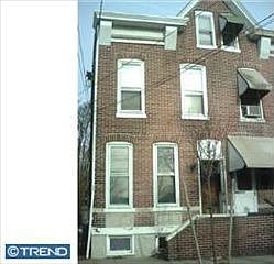 2nd image of 228 Bayard St