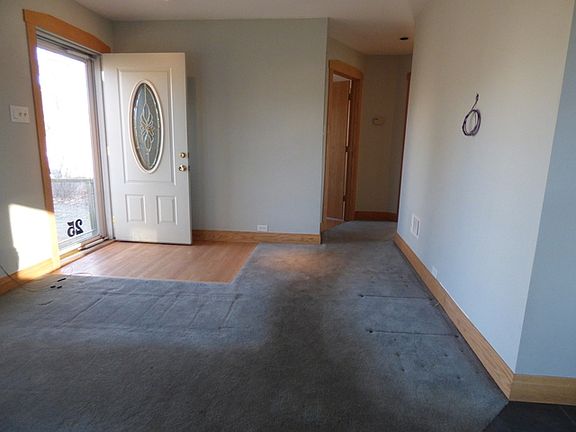 2nd image of 25 W Morris Ave