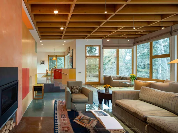 691 Walnut Ave N, Ketchum, ID 83340