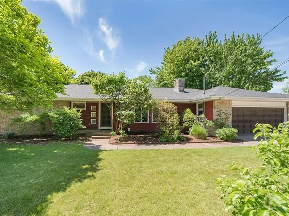 3522 Mendon Rd, Cumberland, RI 02864