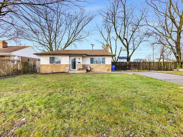 33155 Garfield Rd, Fraser, MI 48026