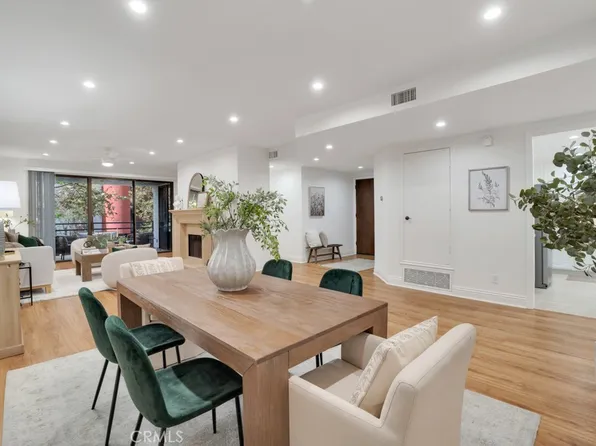 4792 Park Encino Ln Unit 102, Encino, CA 91436