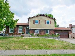 4501 Gaudet Rd, Jeffersontown, KY 40299