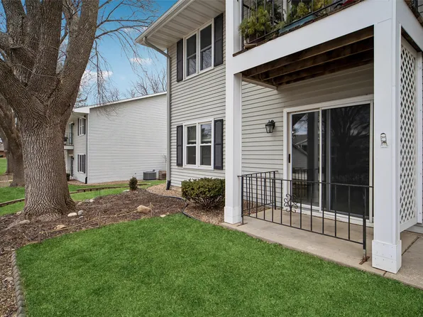 1240 49th St Unit 6, West Des Moines, IA 50266